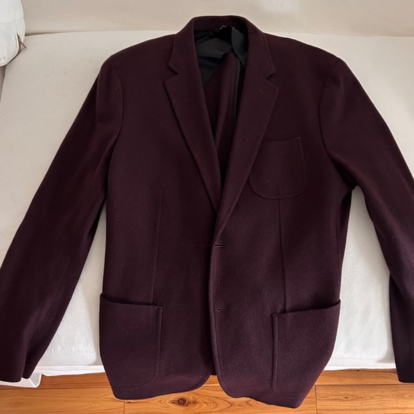 Burgundy Banana Republic sport coat - Picture 8 of 9